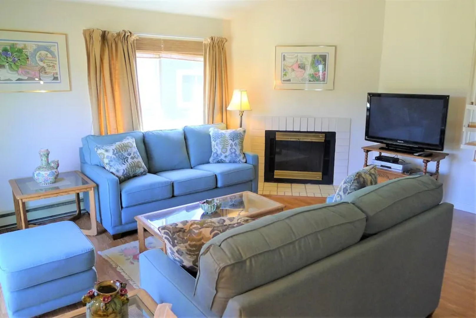 69 Middlecott - 2 Bedroom Condo