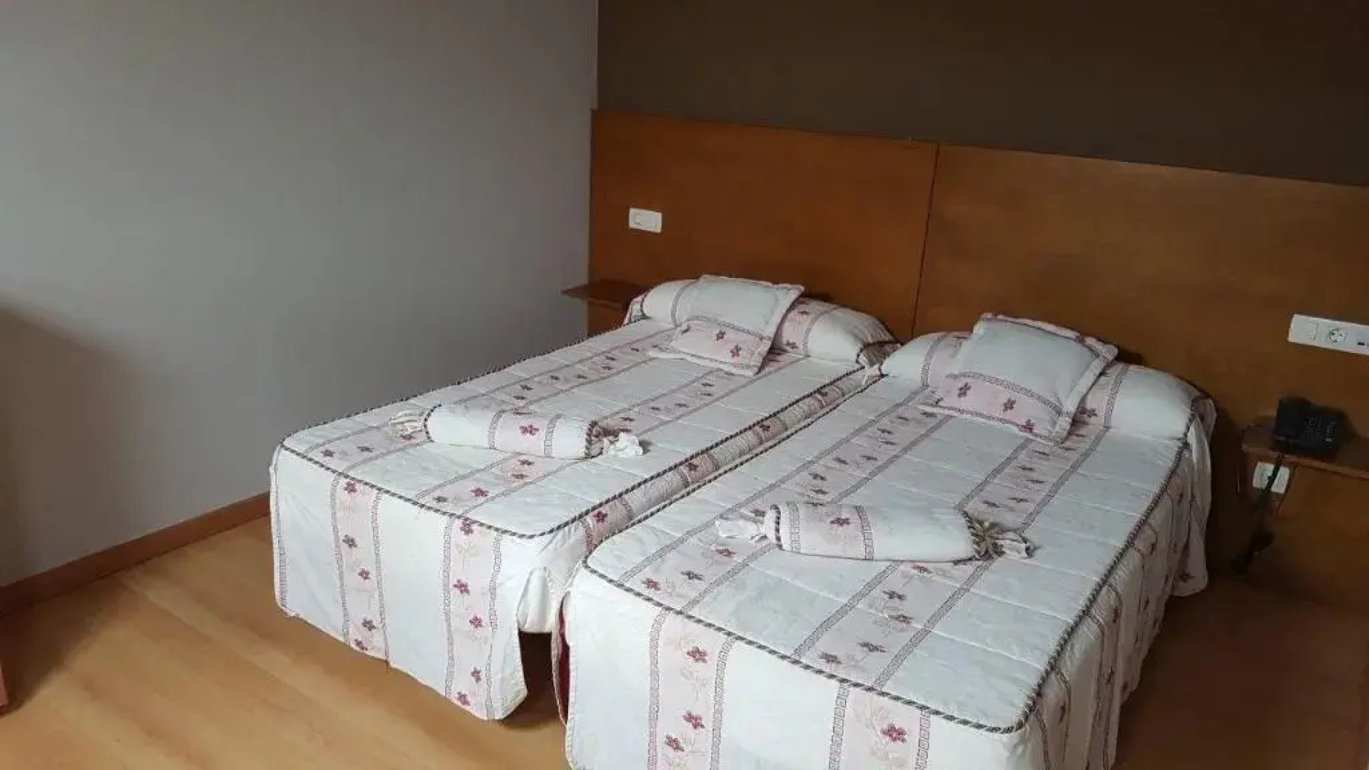 Pensión Casa Cines Restaurante