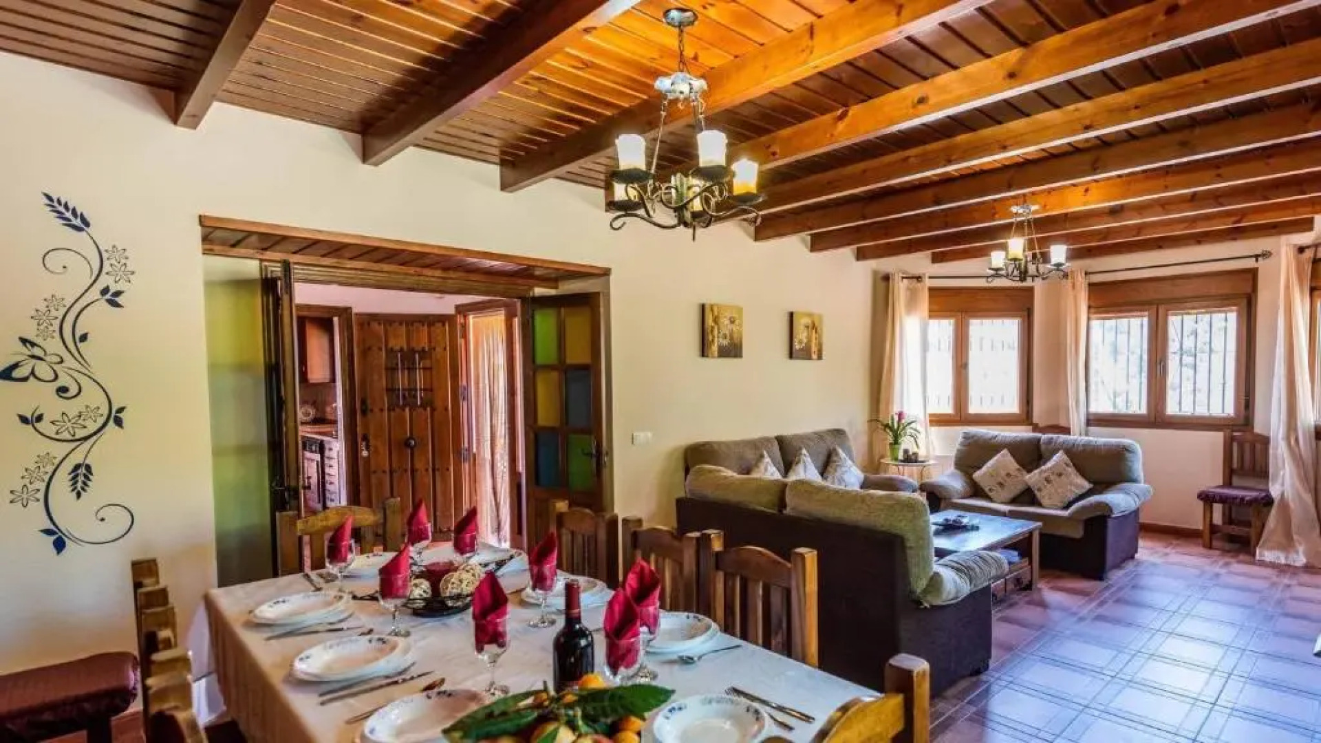 Villa Javier Sayalonga by Ruralidays