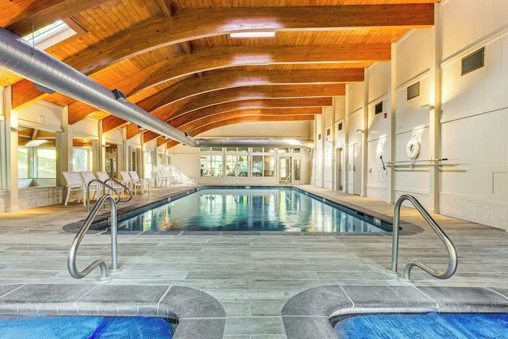 Walk to Ski Lift: Spacious Condo in West Dover!