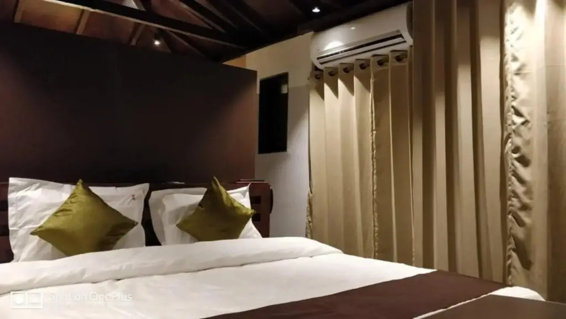 Avisa Nila Beach Resort