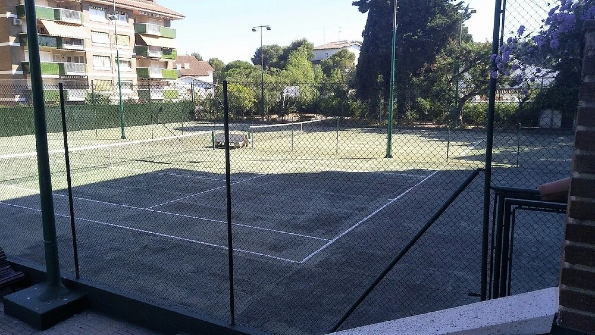 Suitur Apartment With Pool And Tennis Court