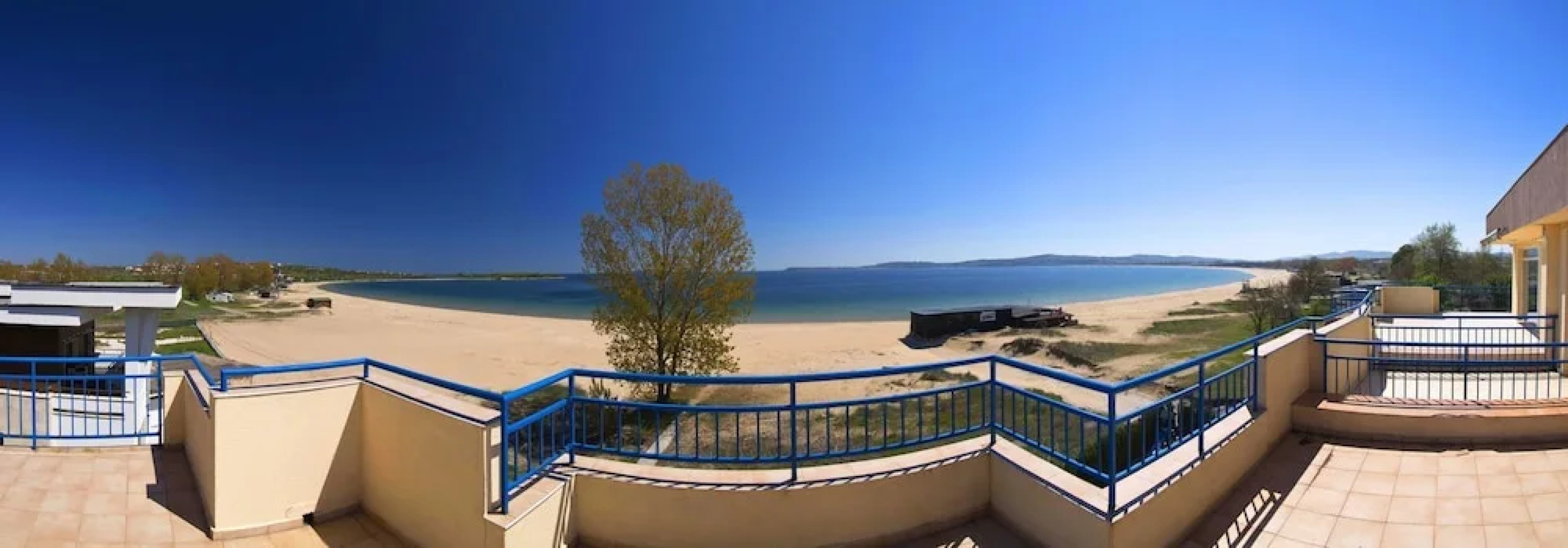 Scape Royal Beach Chernomorets