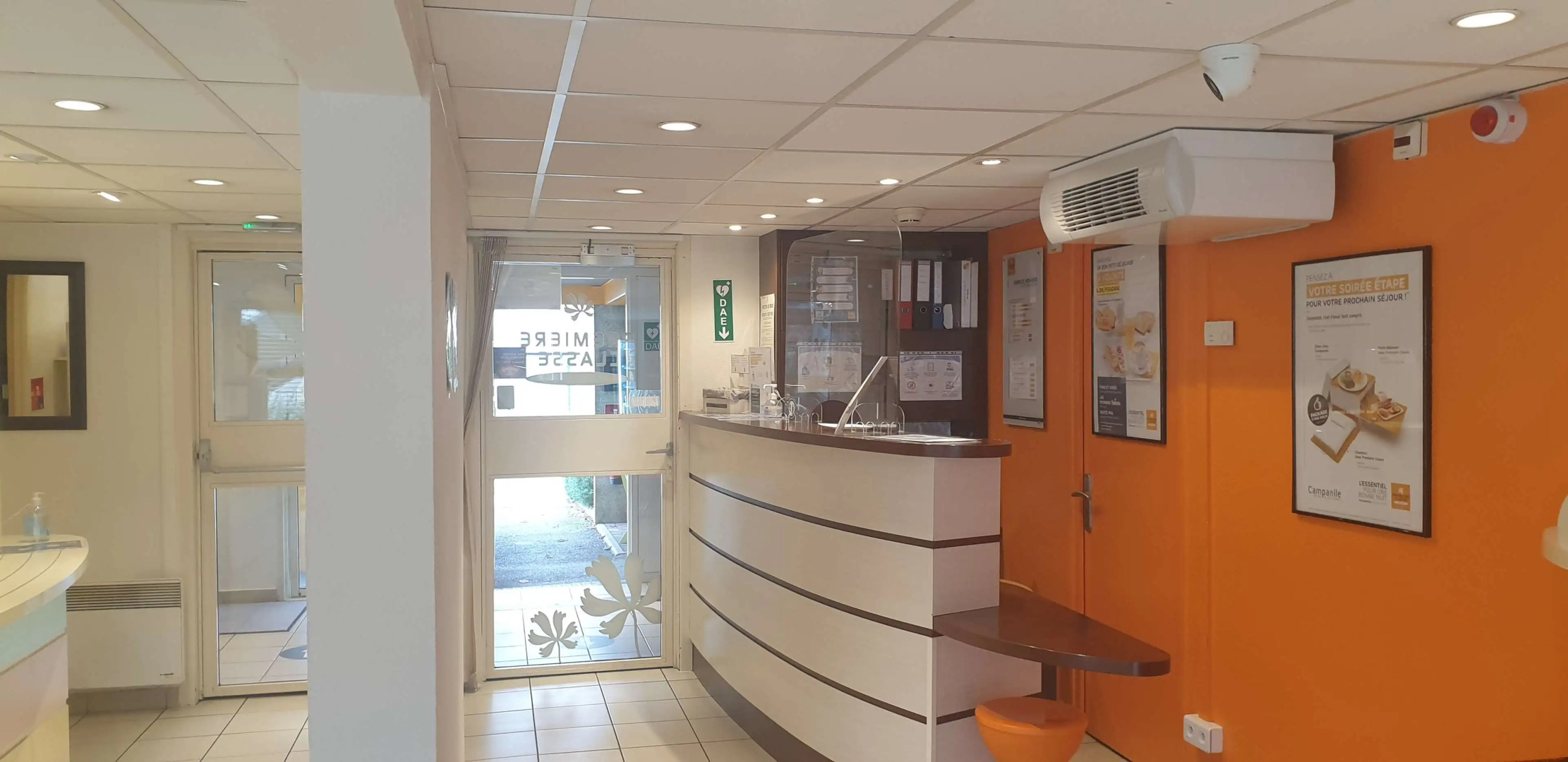 Premiere Classe Besancon - Ecole Valentin