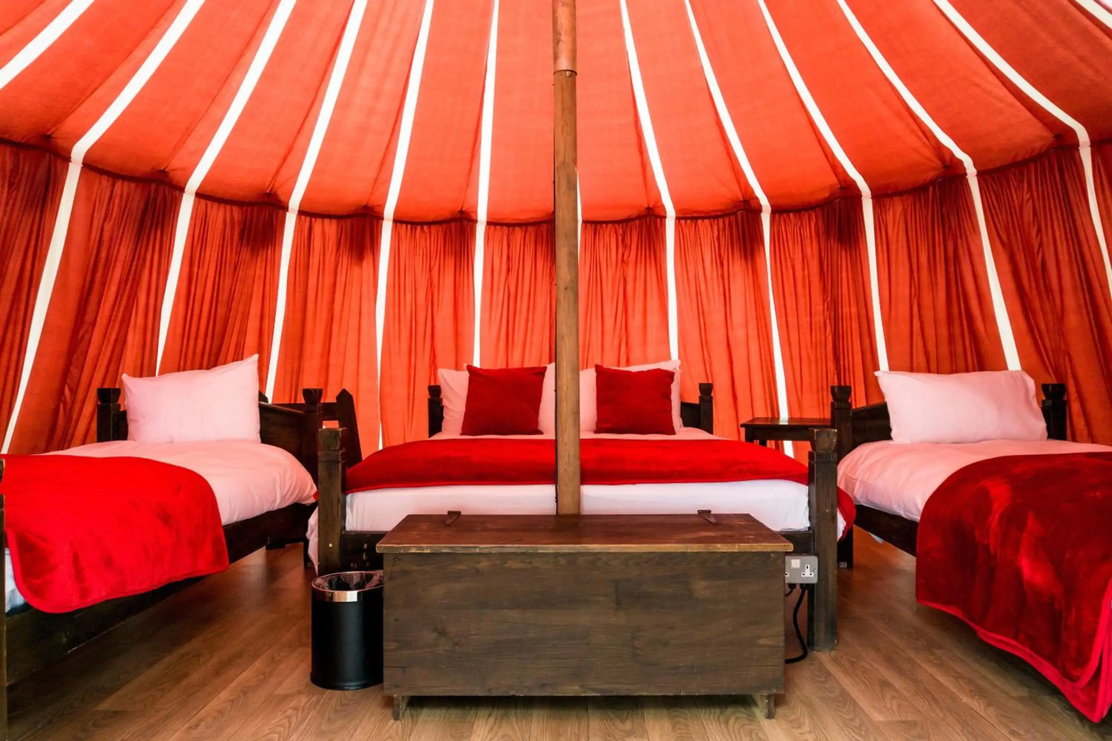 Warwick Castle Hotel and Knight's Village