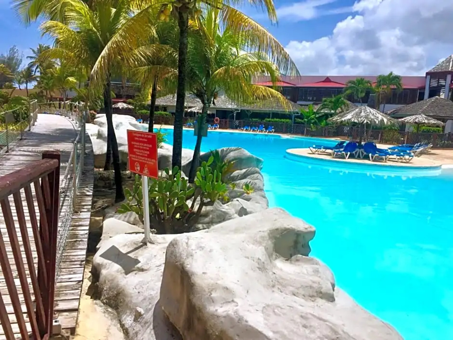 Chambre standard avec plage privée au Manganao