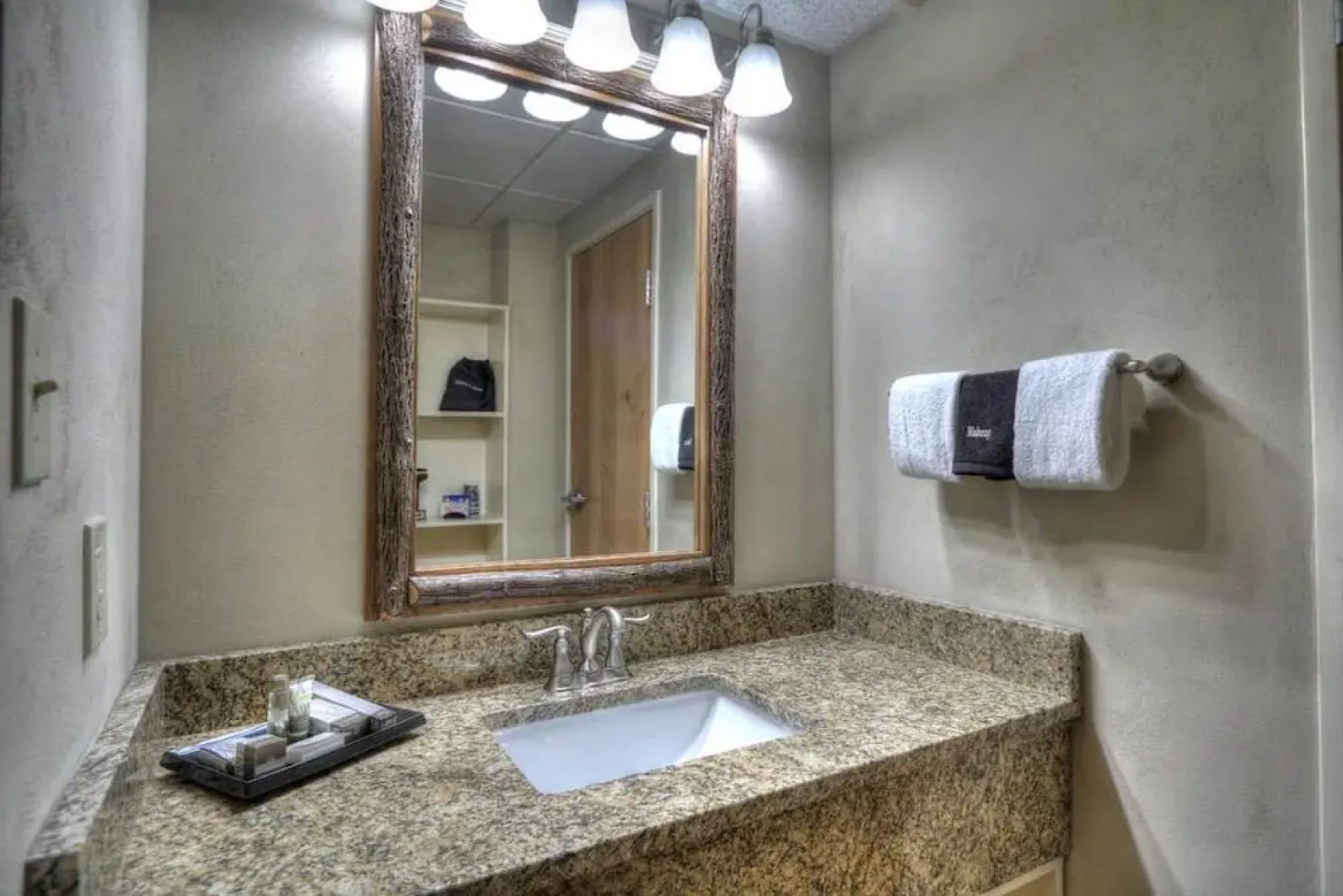 Lodge at Five Oaks Pigeon Forge - Sevierville