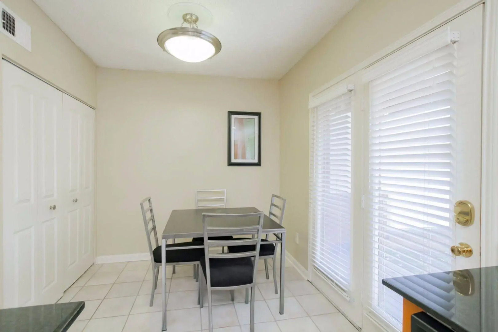 Vanderbilt Exclusives by YouRent