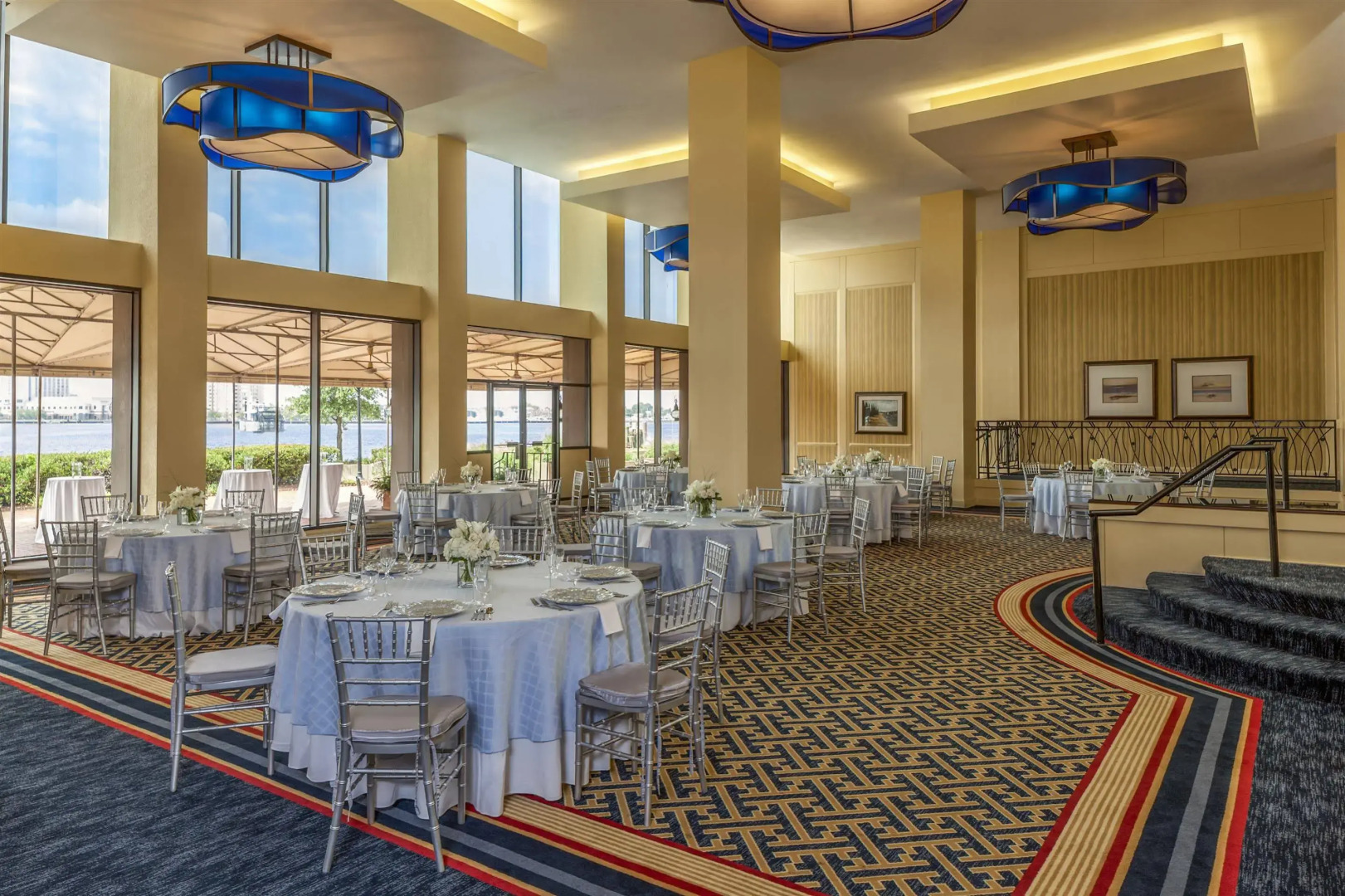 Sheraton Norfolk Waterside Hotel