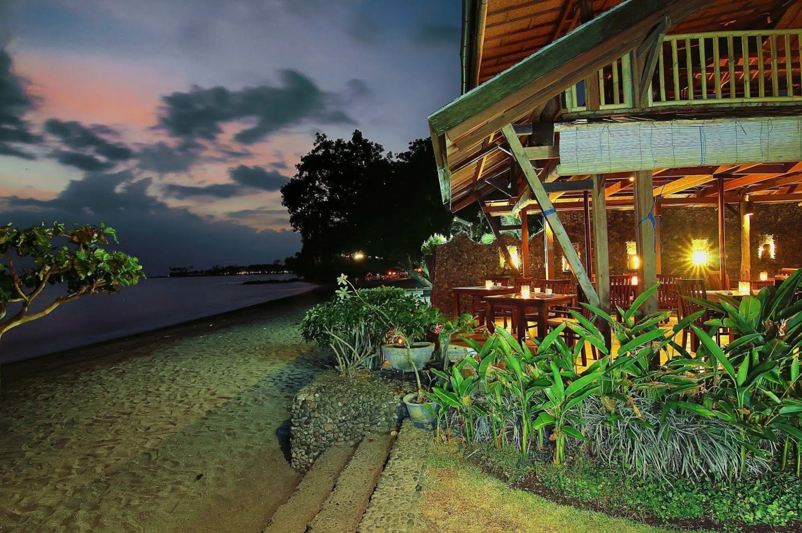 Sunsethouse Lombok