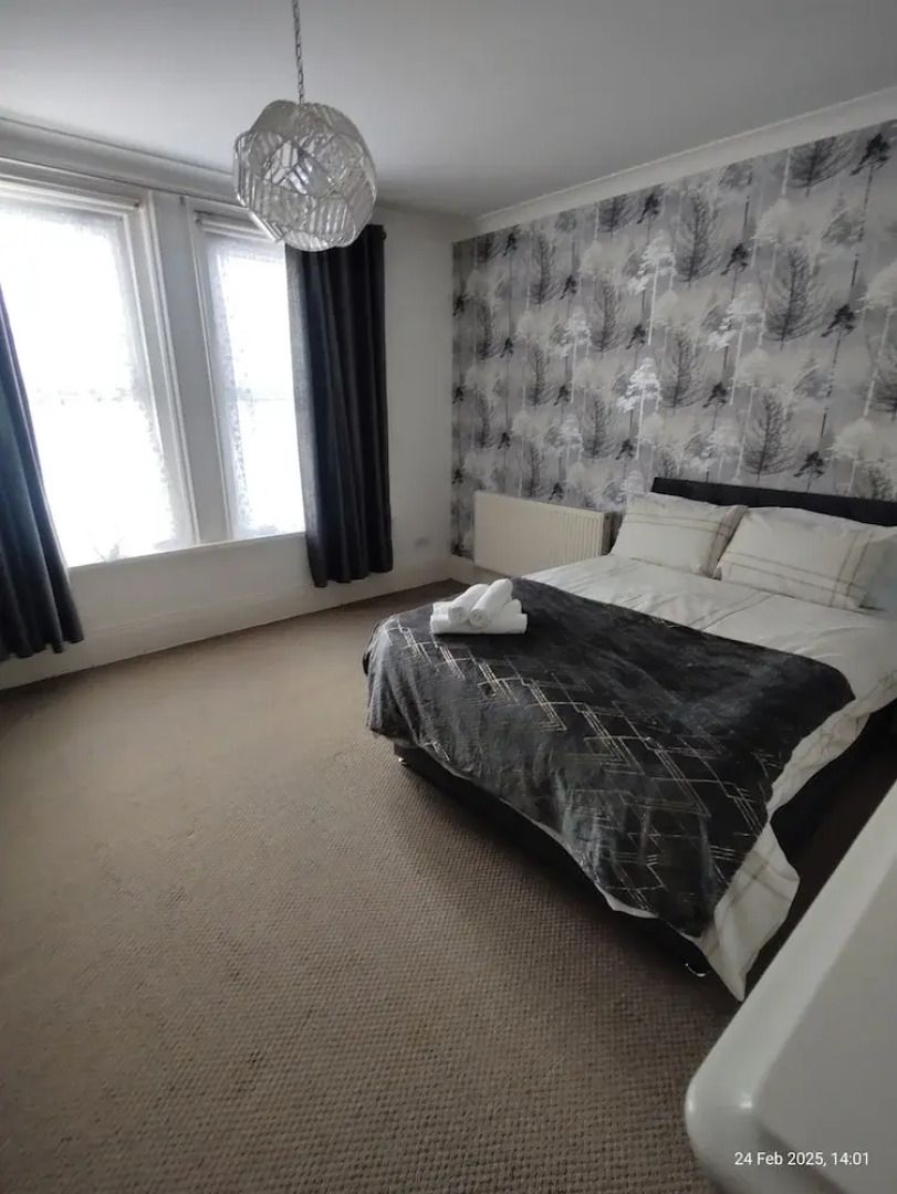 Stylish 2 Bedroom Apartment in Havant