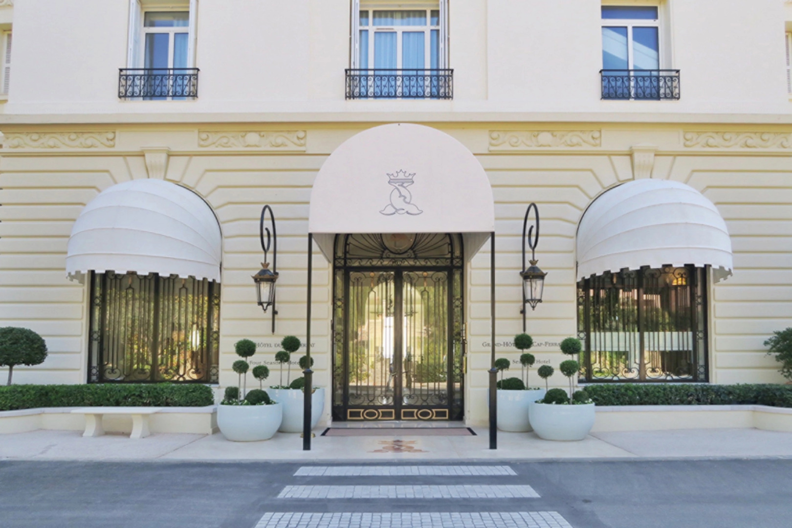 Отель Grand-Hôtel du Cap-Ferrat, A Four Seasons