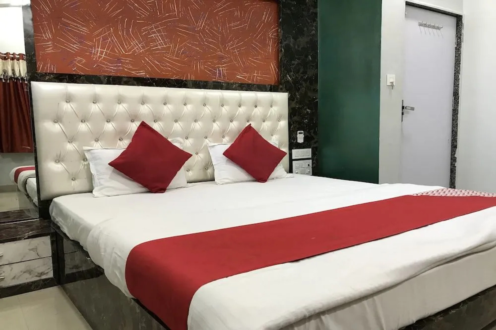 OYO 22225 Baba Ramdev