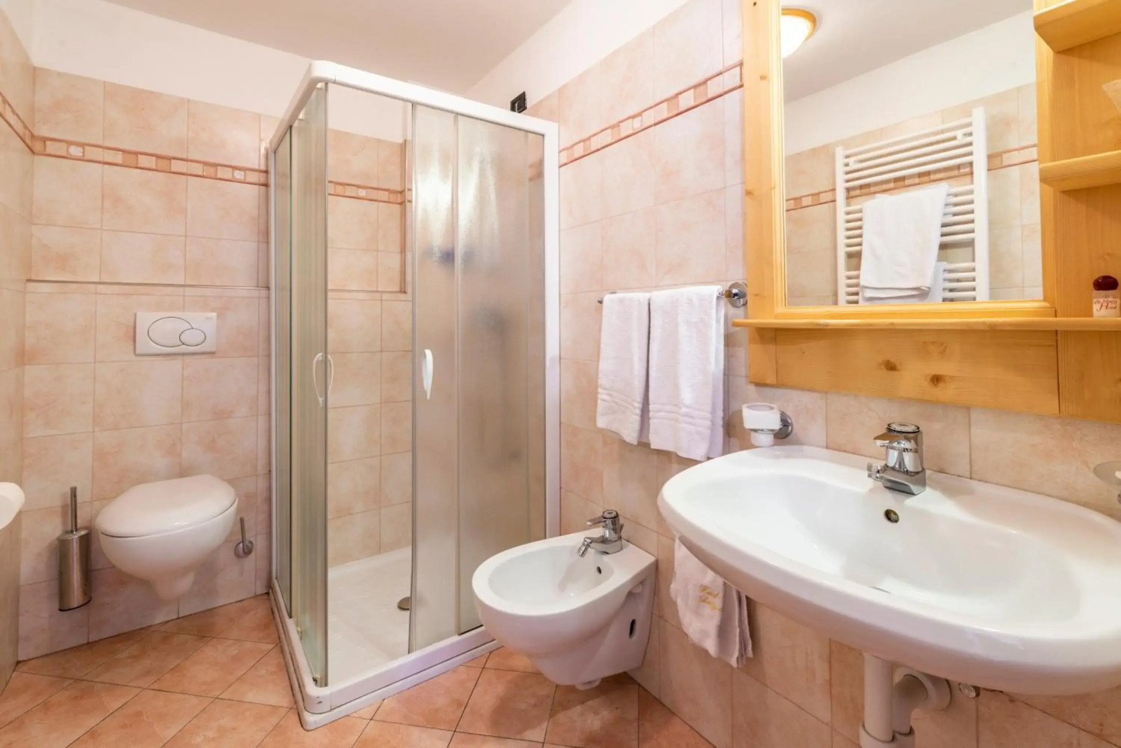 Lady Maria Hotel & Resort