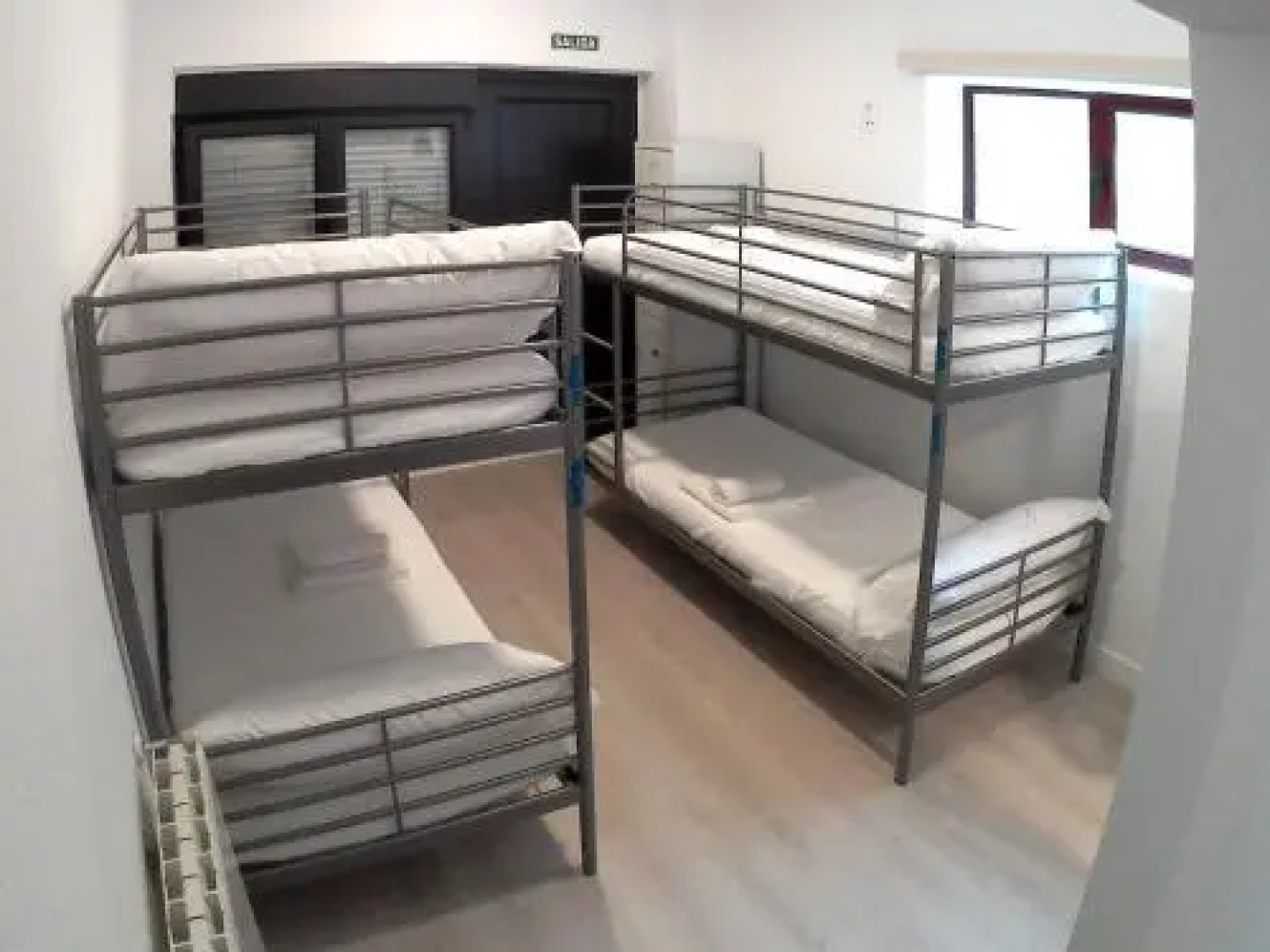 Somo Surfskate hostel