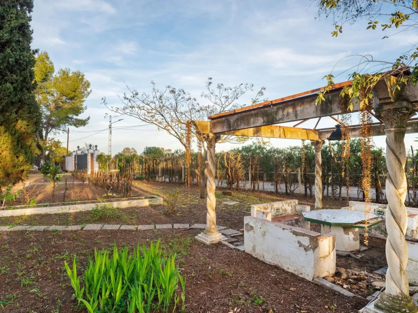 Splendid Holiday Home in Utrera With Garden