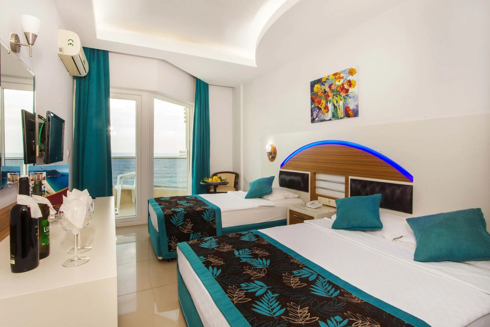 Kleopatra Ada Beach Hotel