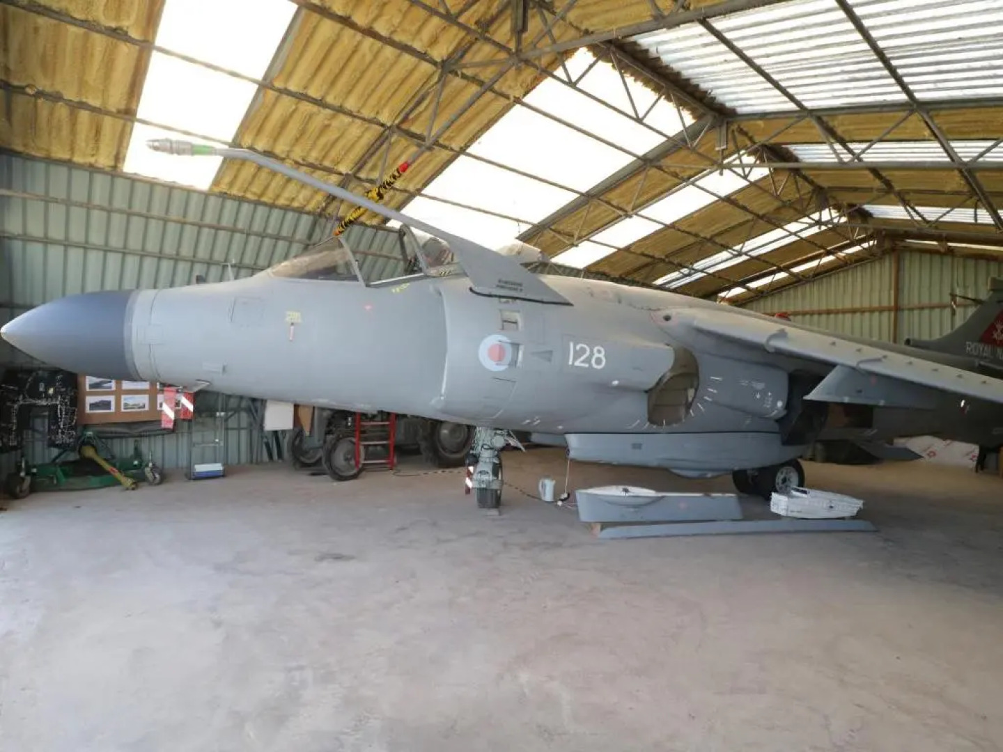 Swan Lodge Castle Farm