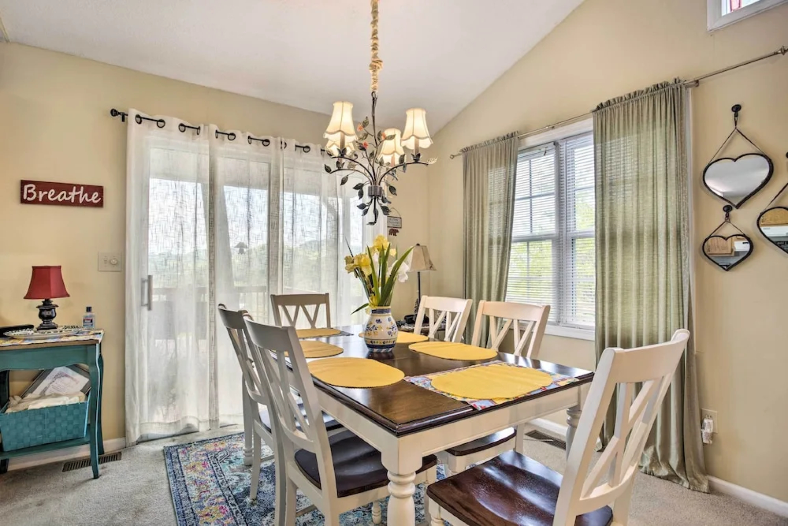 Bring a Pet: Cozy Burnsville Cottage w/ Fire Pit!