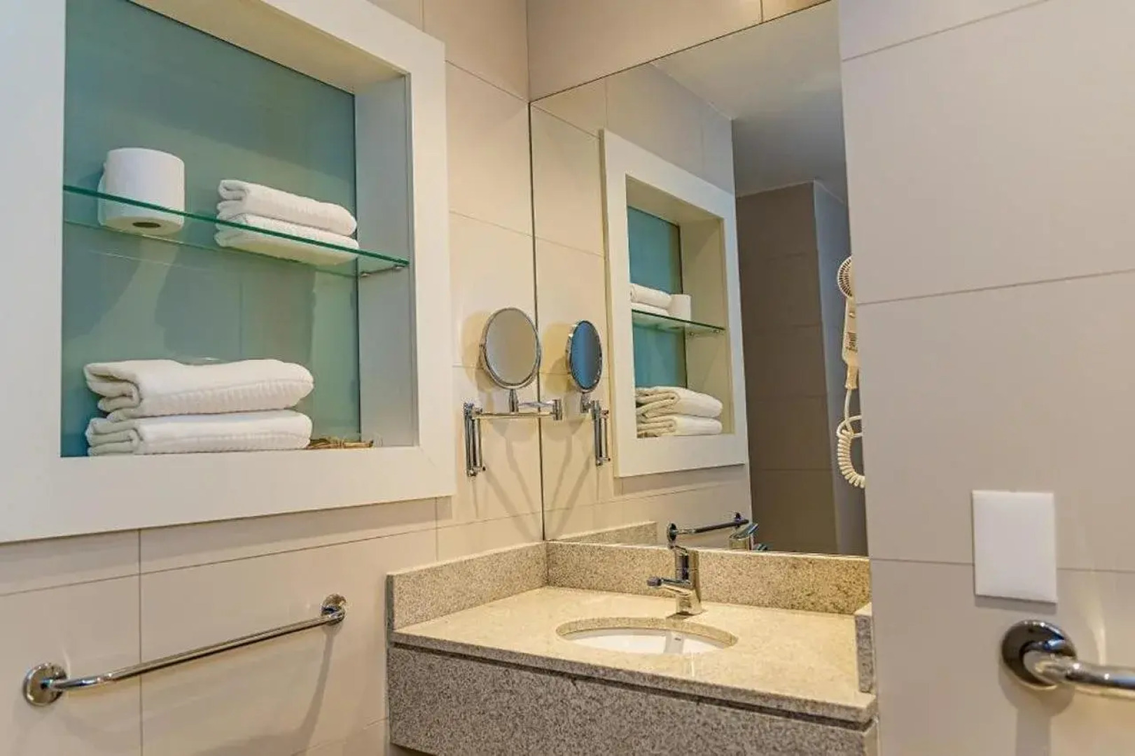 Rio Hotel by Bourbon Maringá