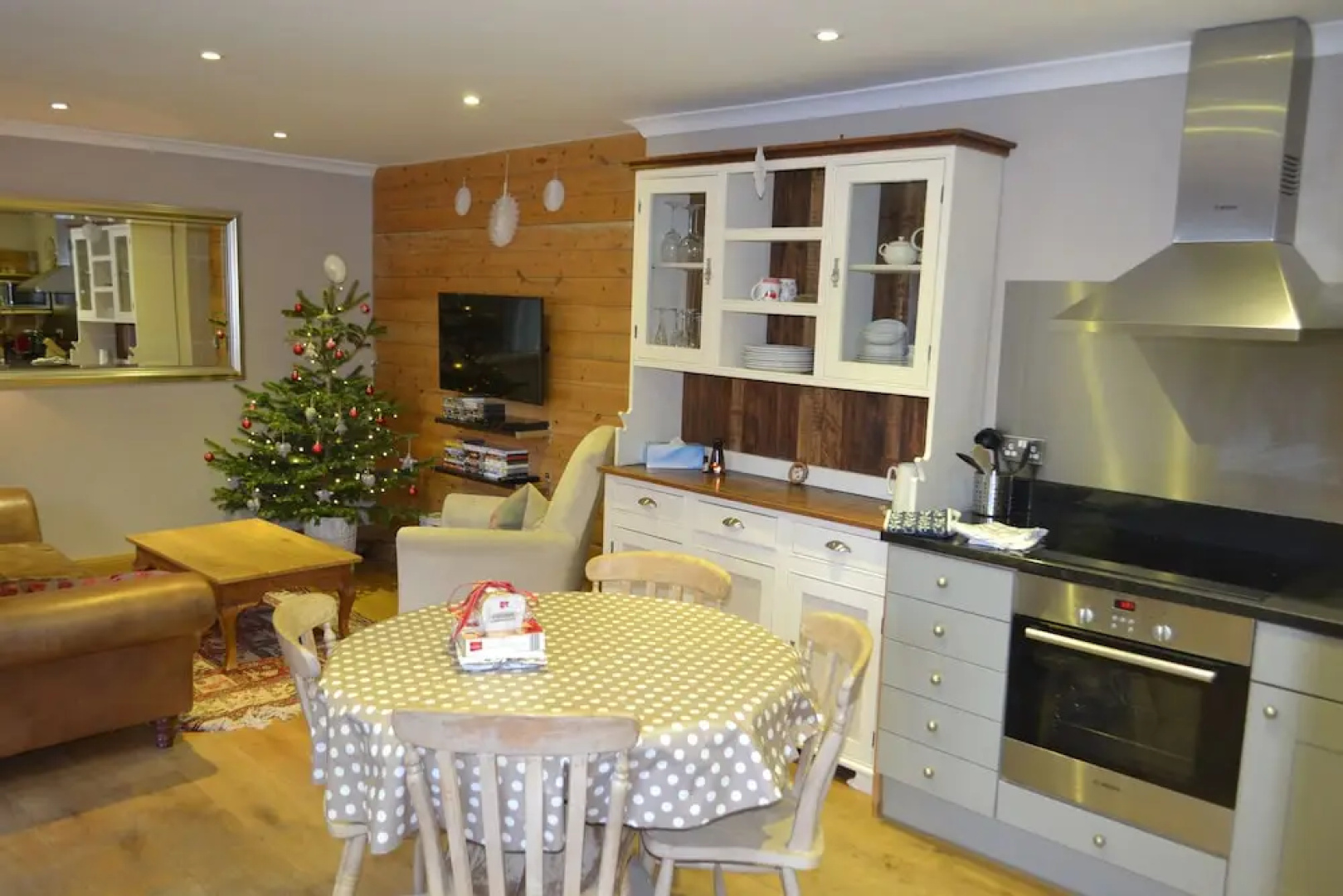 Poundgate Park Holiday House