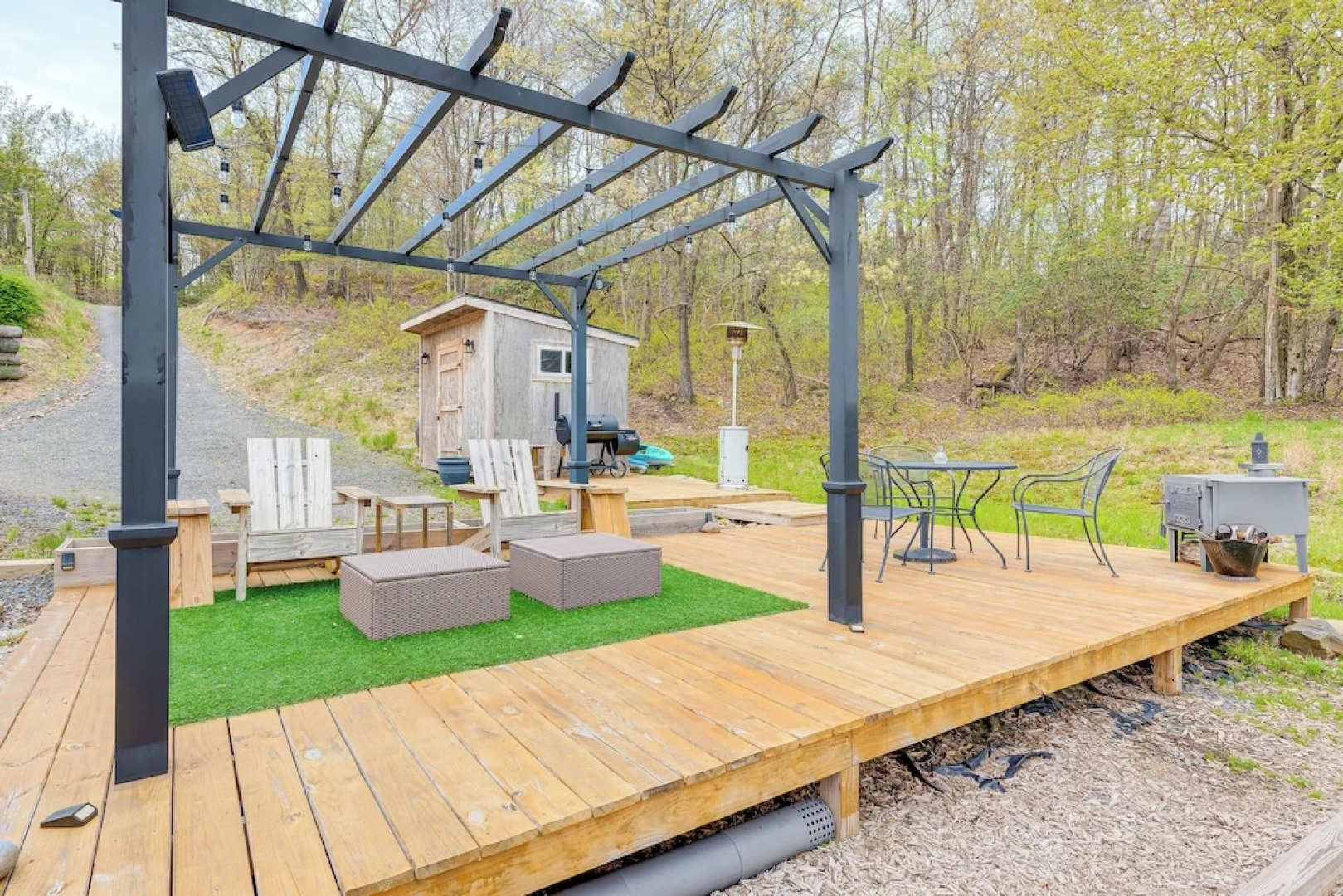 Lakefront Long Pond Home w/ Wraparound Deck!