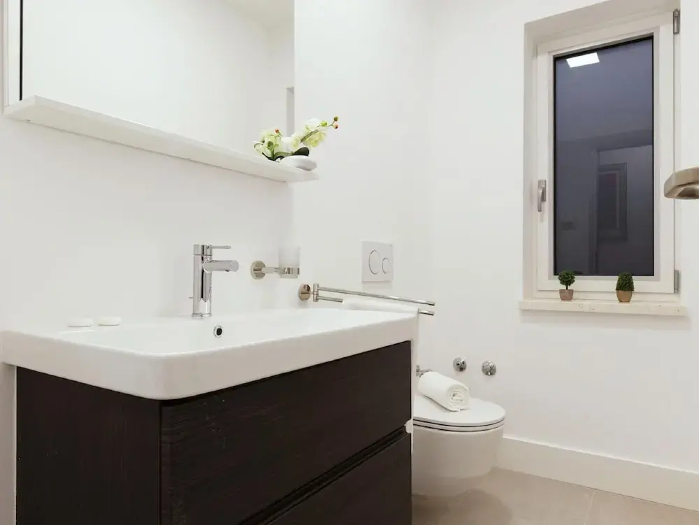 Villa in Zupa With Infinity Pool & Biokovo Views