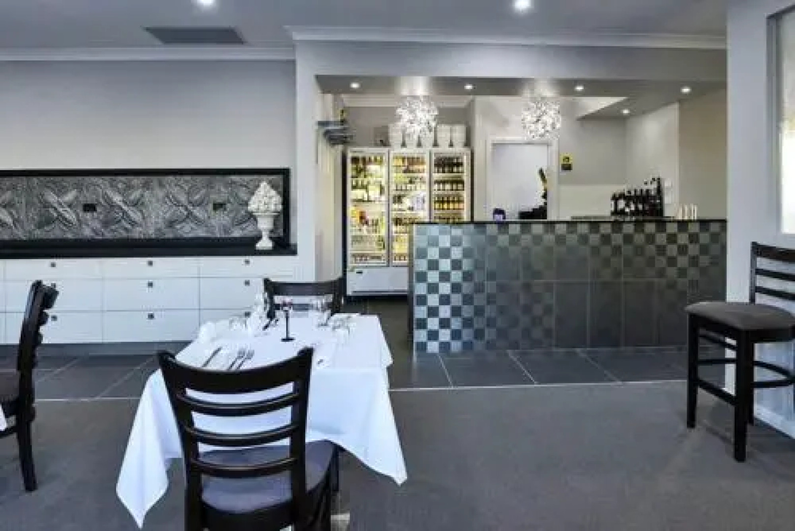 Aastro Dish Motor Inn