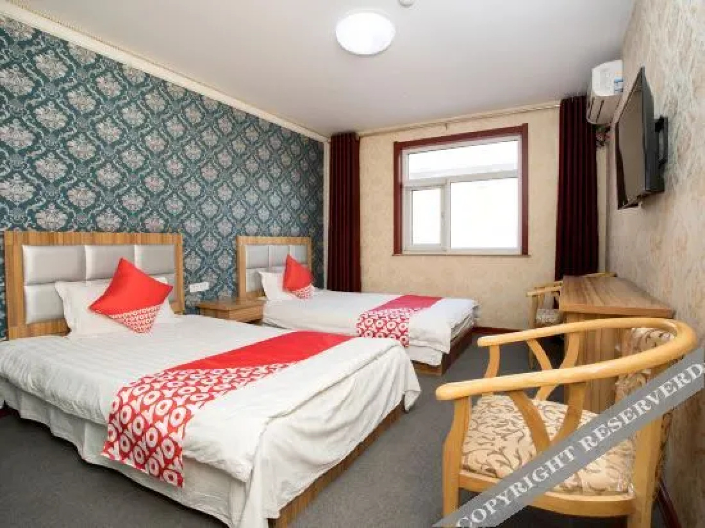 Zhangjiakou yiju express hotel