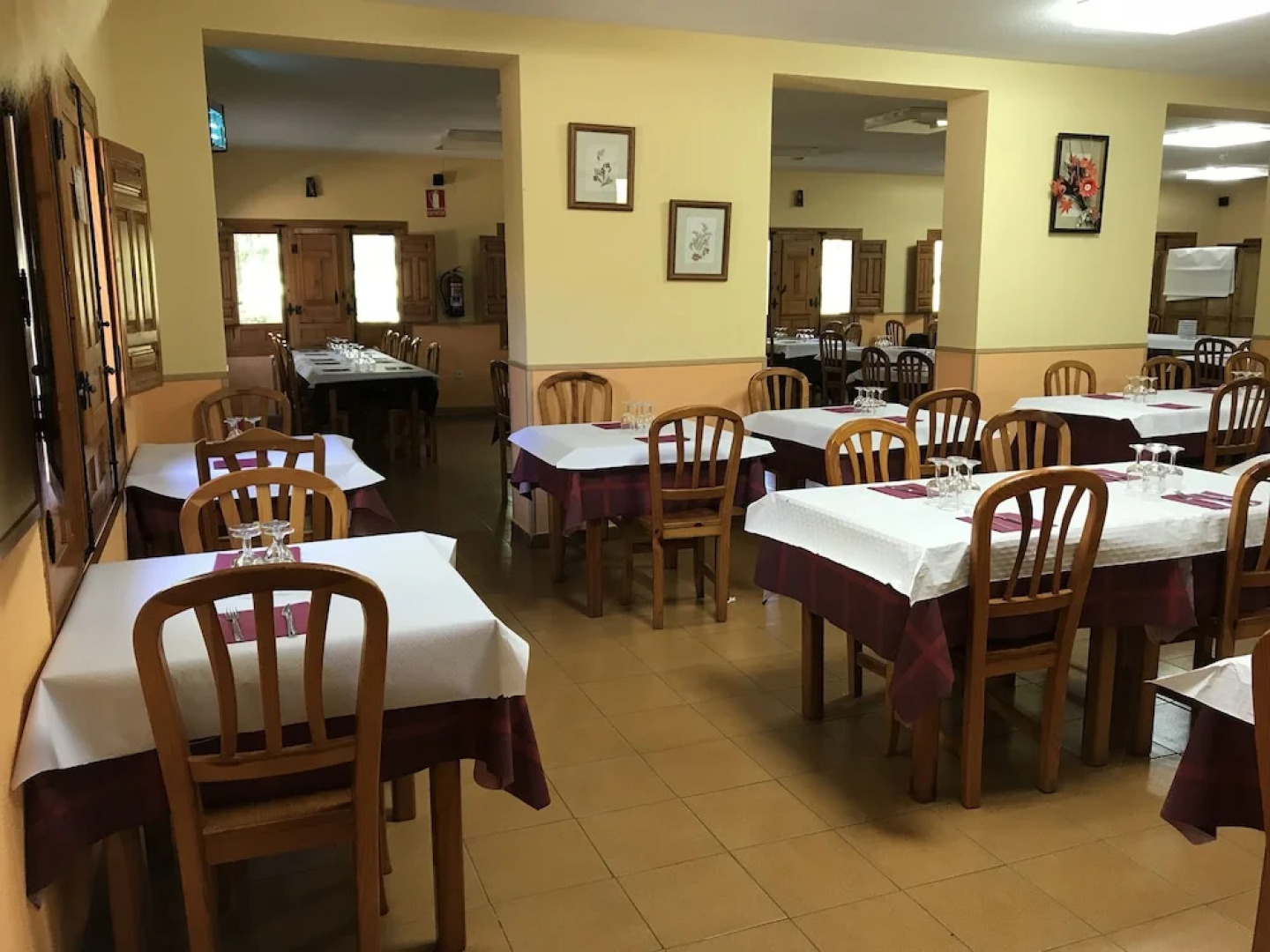 Complejo Turistico Baños del Robledillo