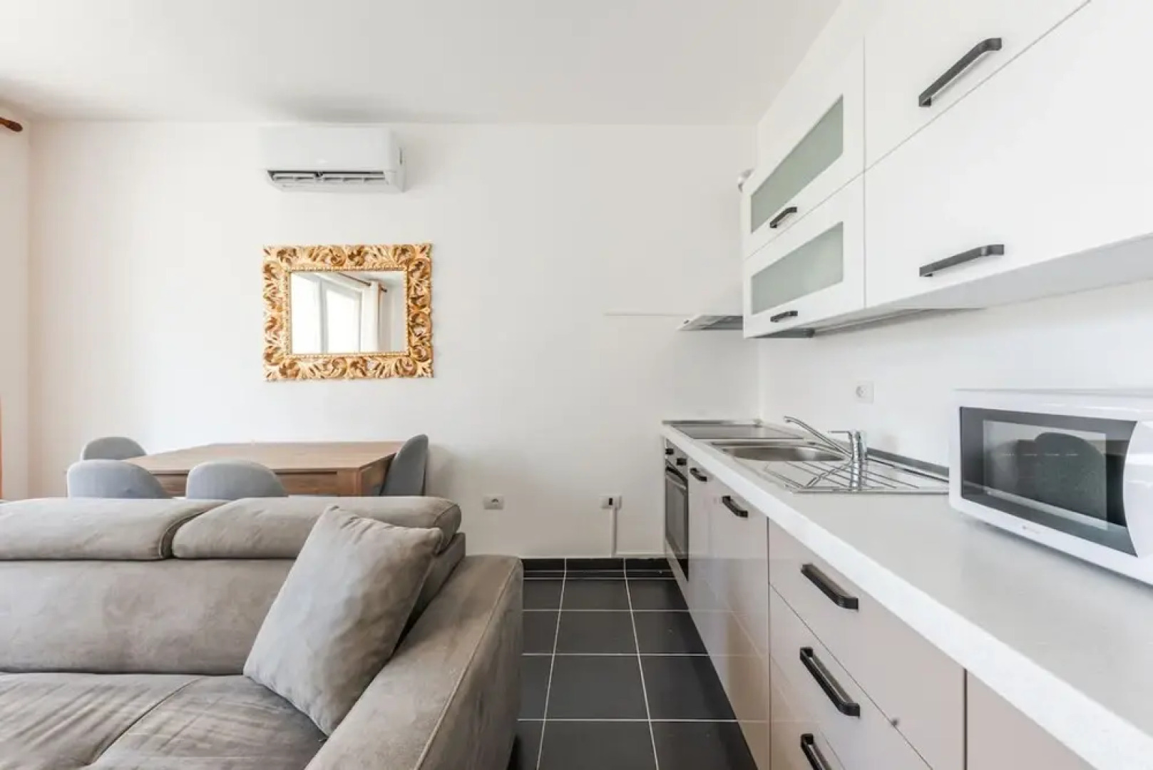 Blue Haven Talea in Tale