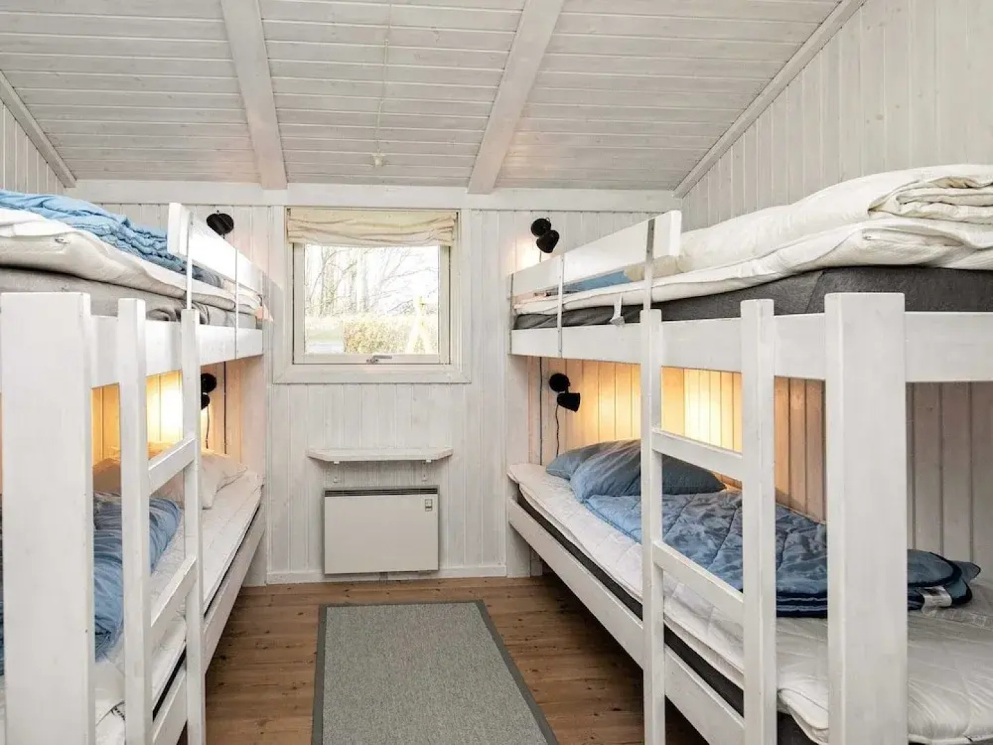 10 Person Holiday Home in Humble-by Traum