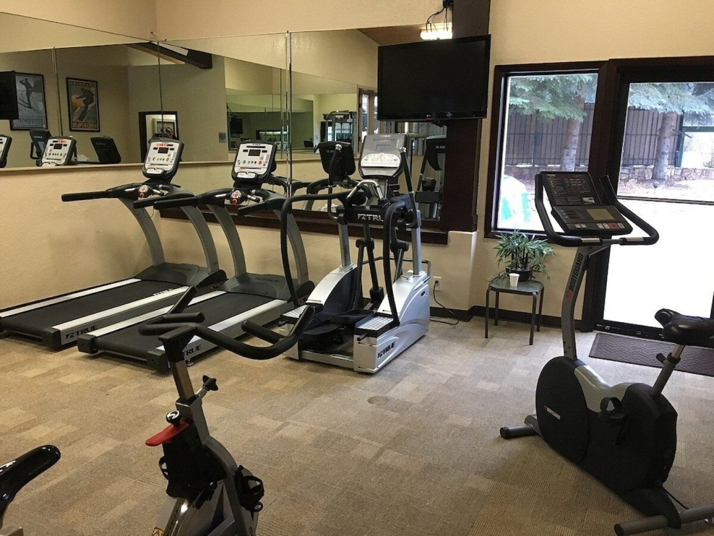 GetAways at Falcon Point Resort