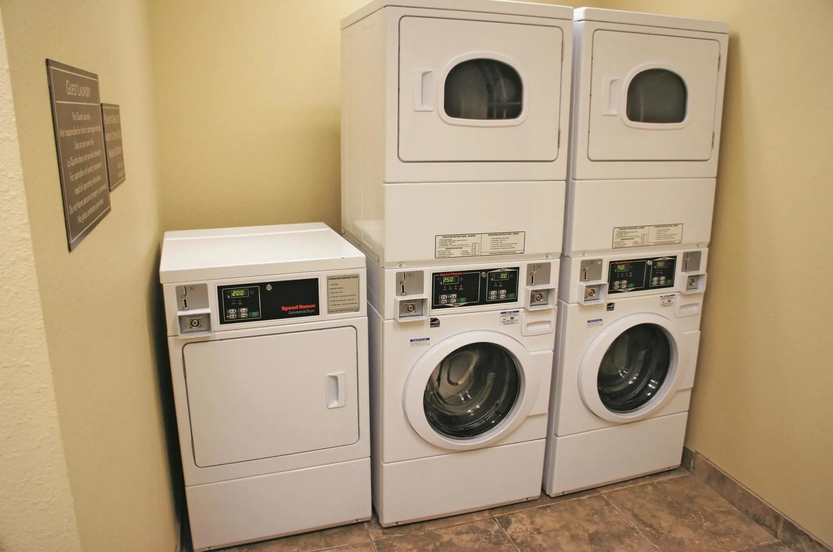 Highland Suites Minot