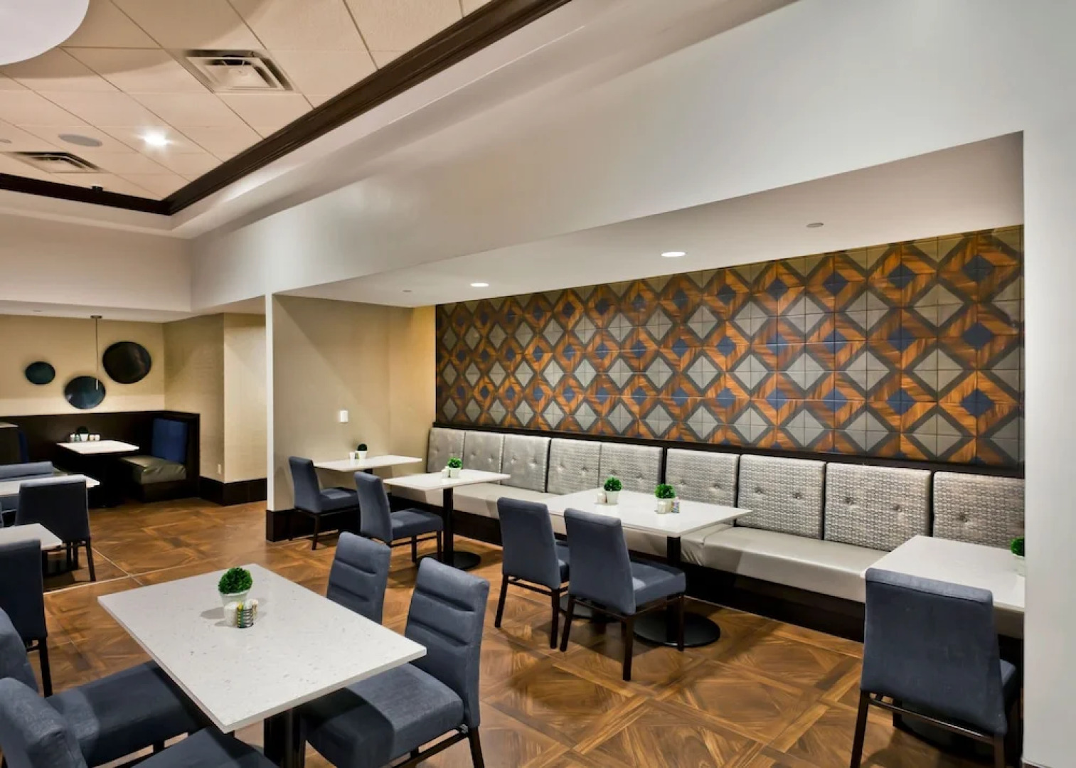 Riverside Casino & Golf Resort