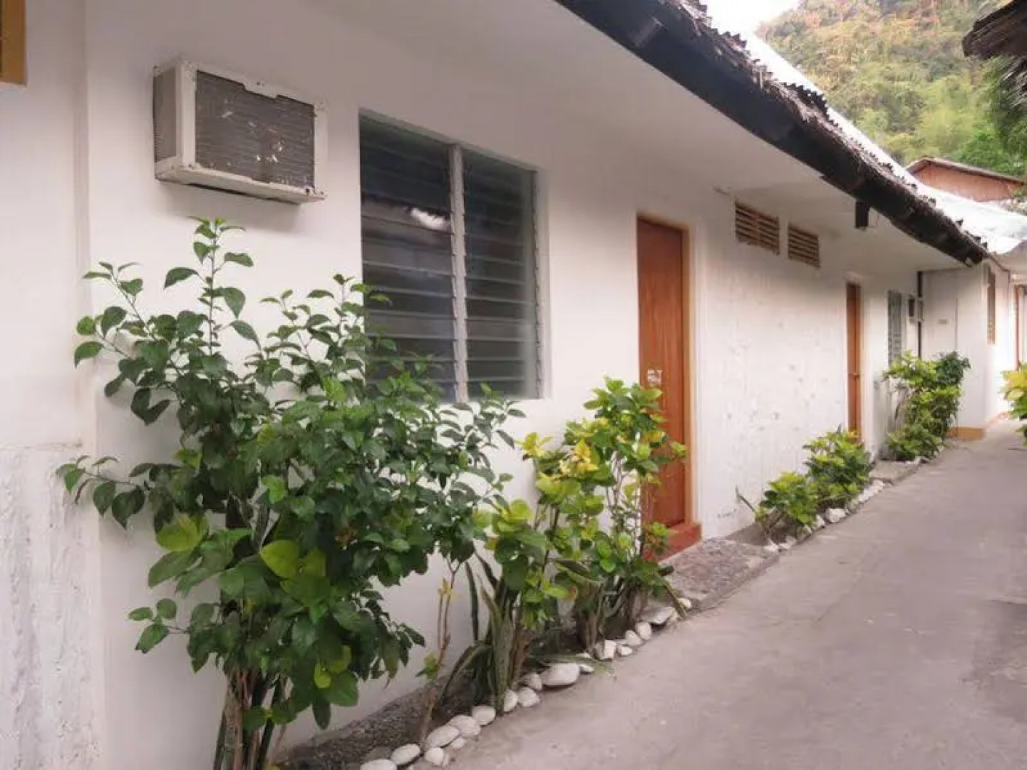 Anilao Scuba Dive Center Resort