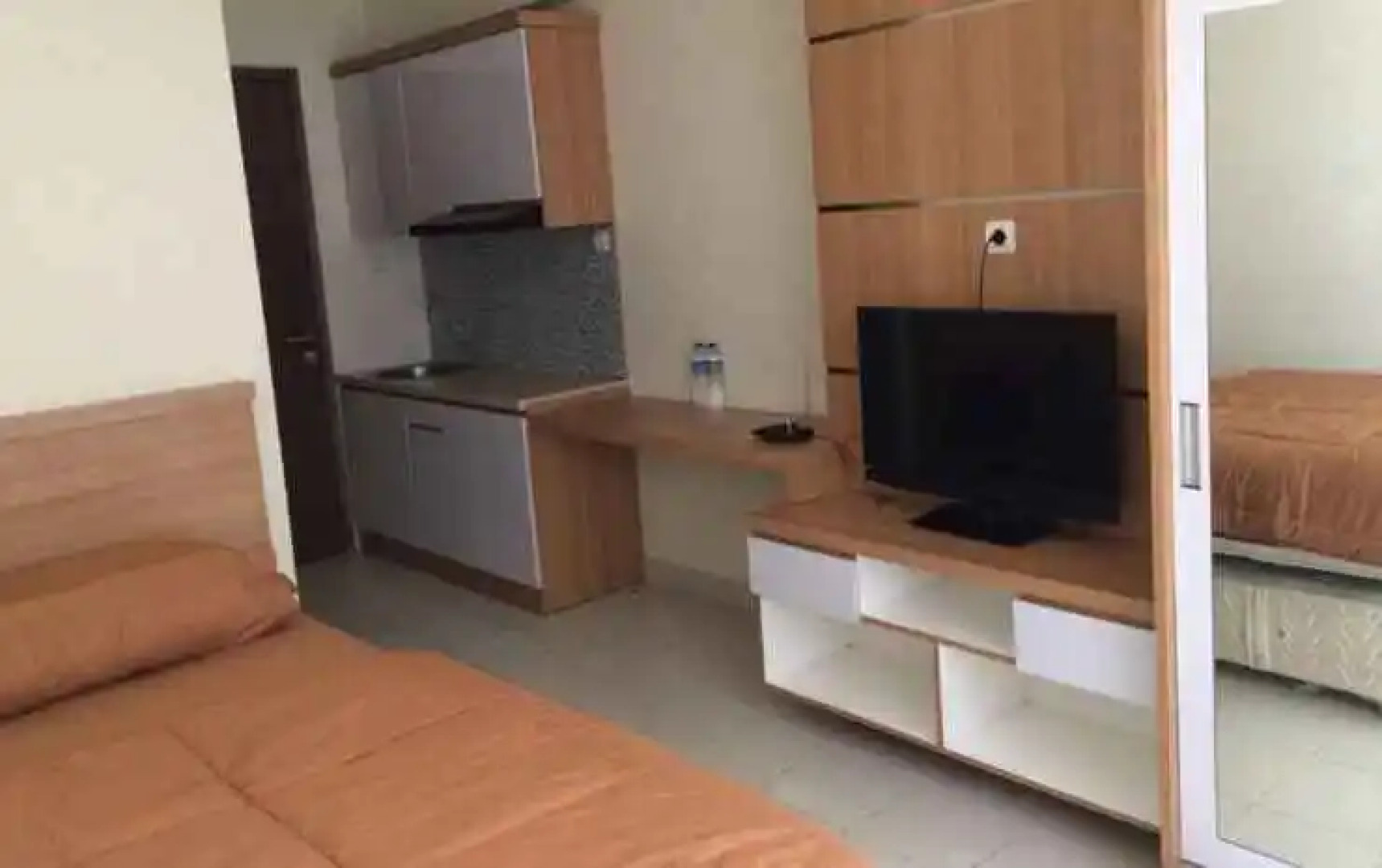 Easton Park Apartment by 7Rm