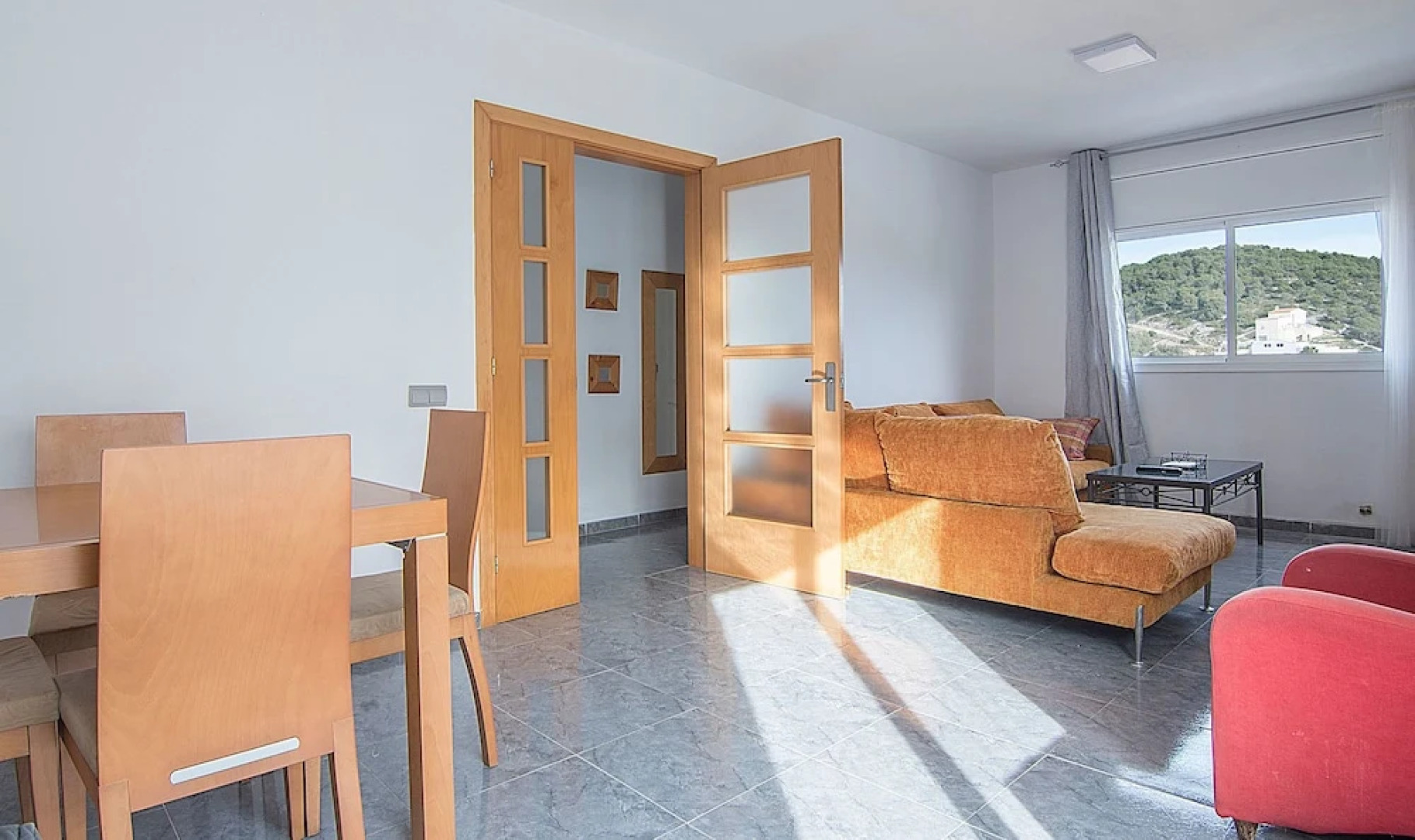 House Los Rosales 7 Km From the Beach (R83)