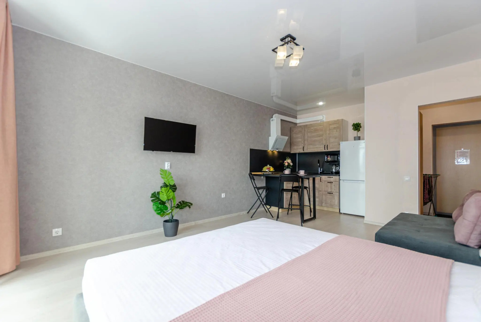 Royal Apart (Роял Апарт) на Азина 22