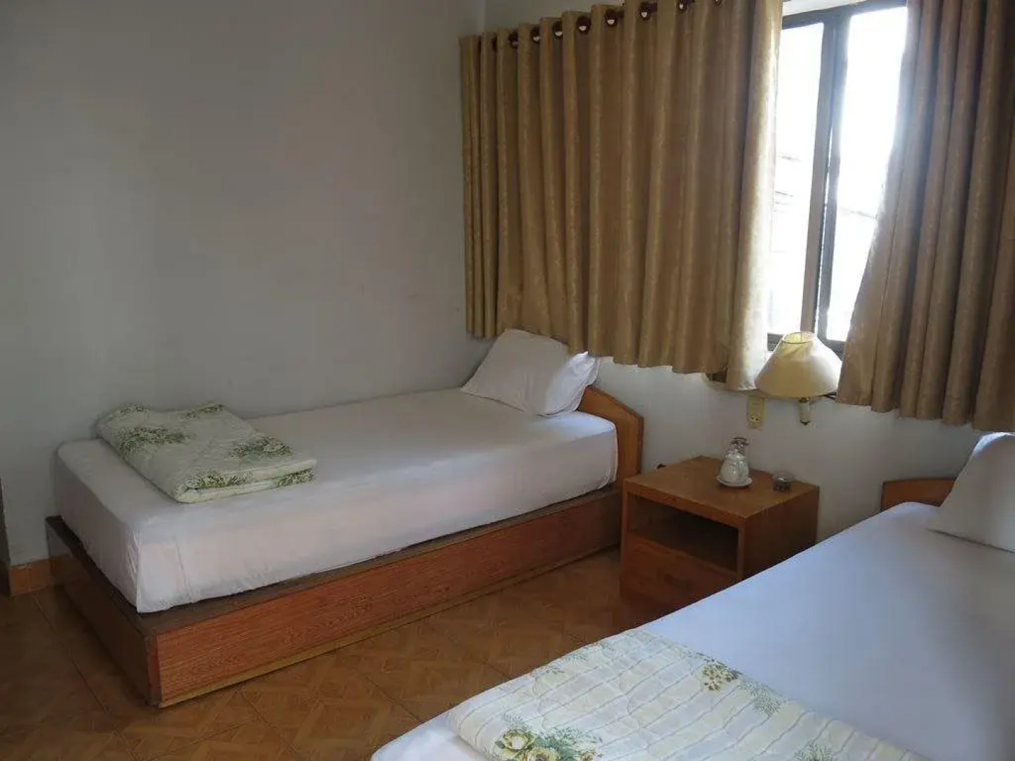 Nha Khach So 2 Guest House