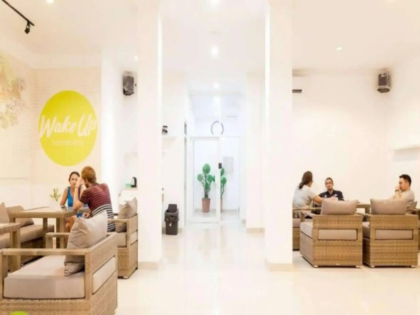 Wakeup Homestay - Hostel