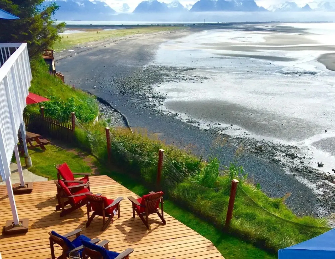 Ocean House Inn & Condos