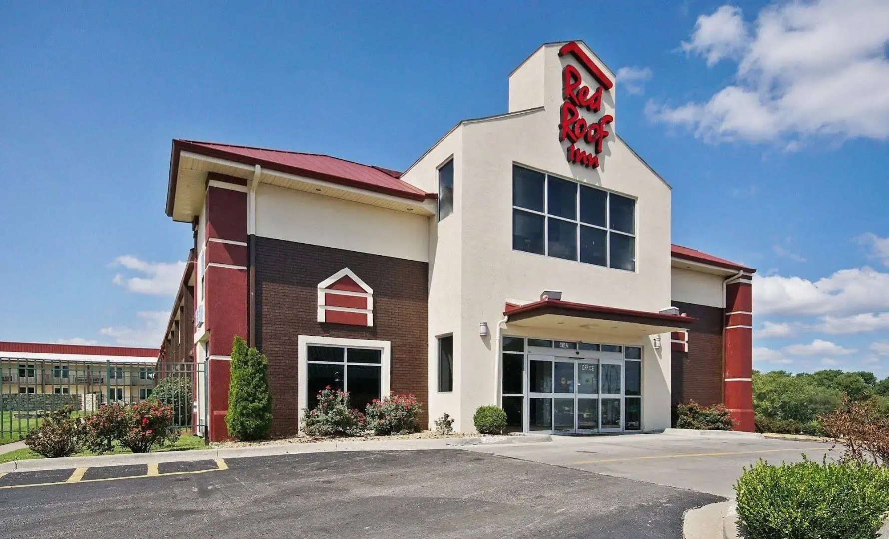 Countryside Suites Kansas City Independence I-70E Sports Complex Hotel