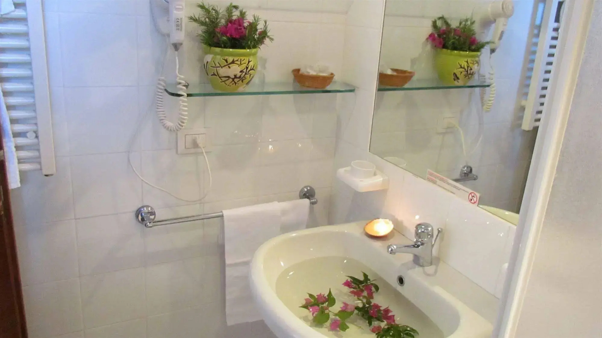 Li Suari Club Village