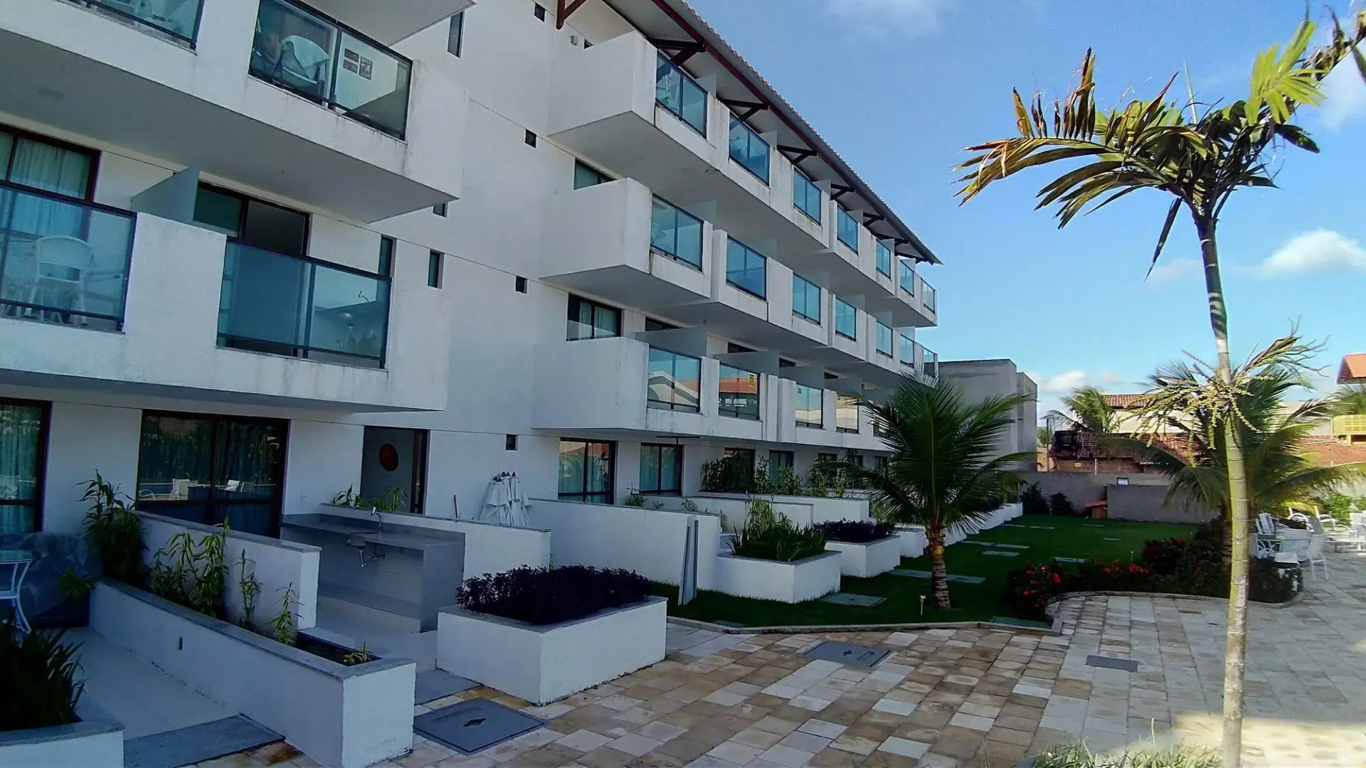 Laguna Suites