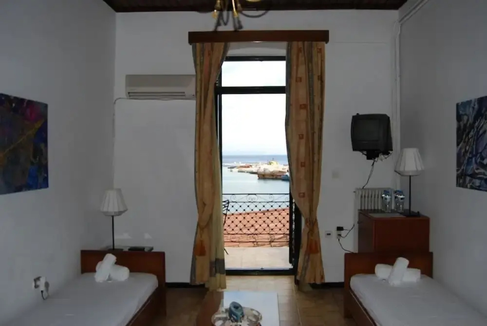 Gythion Traditional Hotel