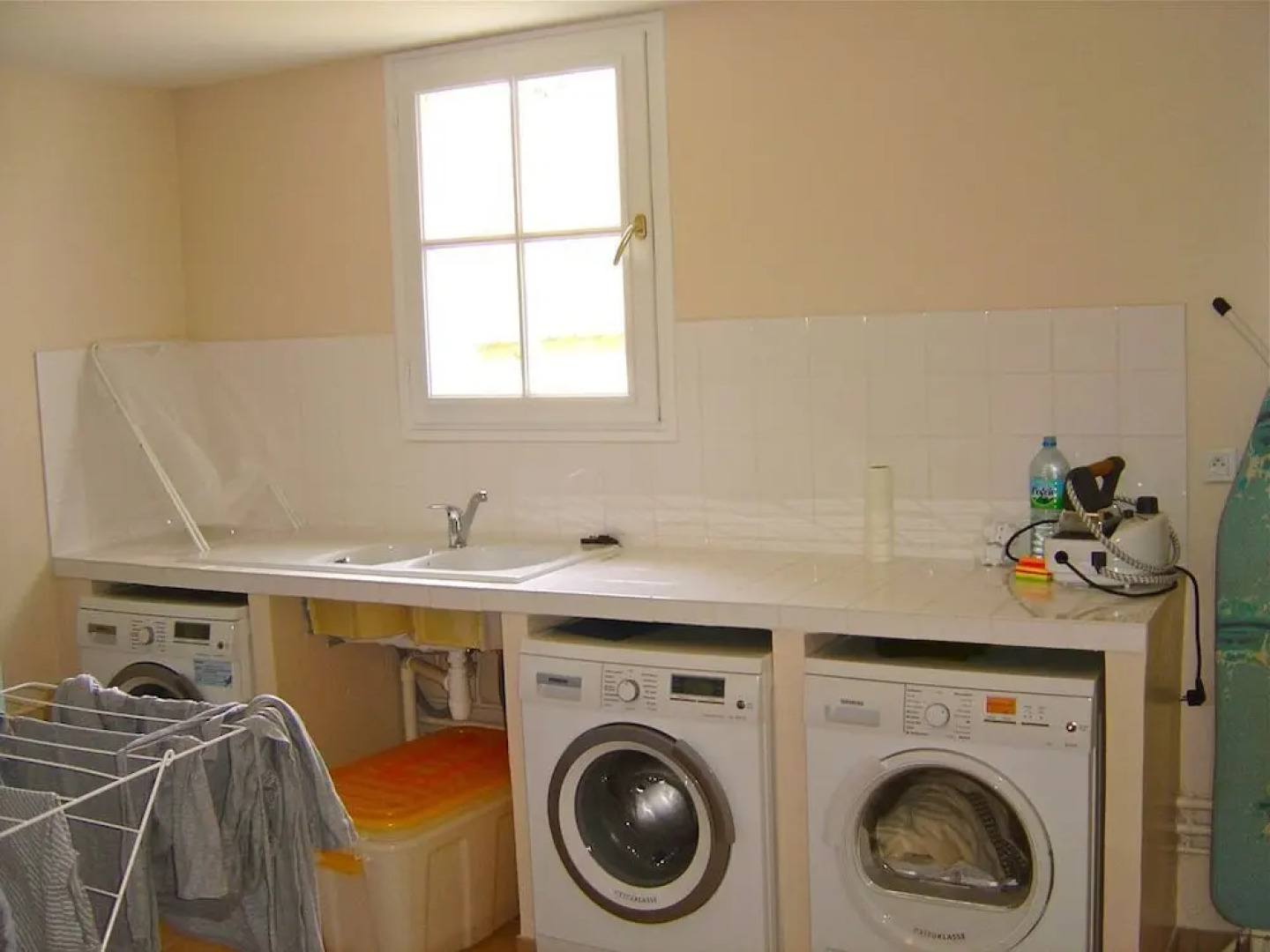 Domaine De Chantemerles