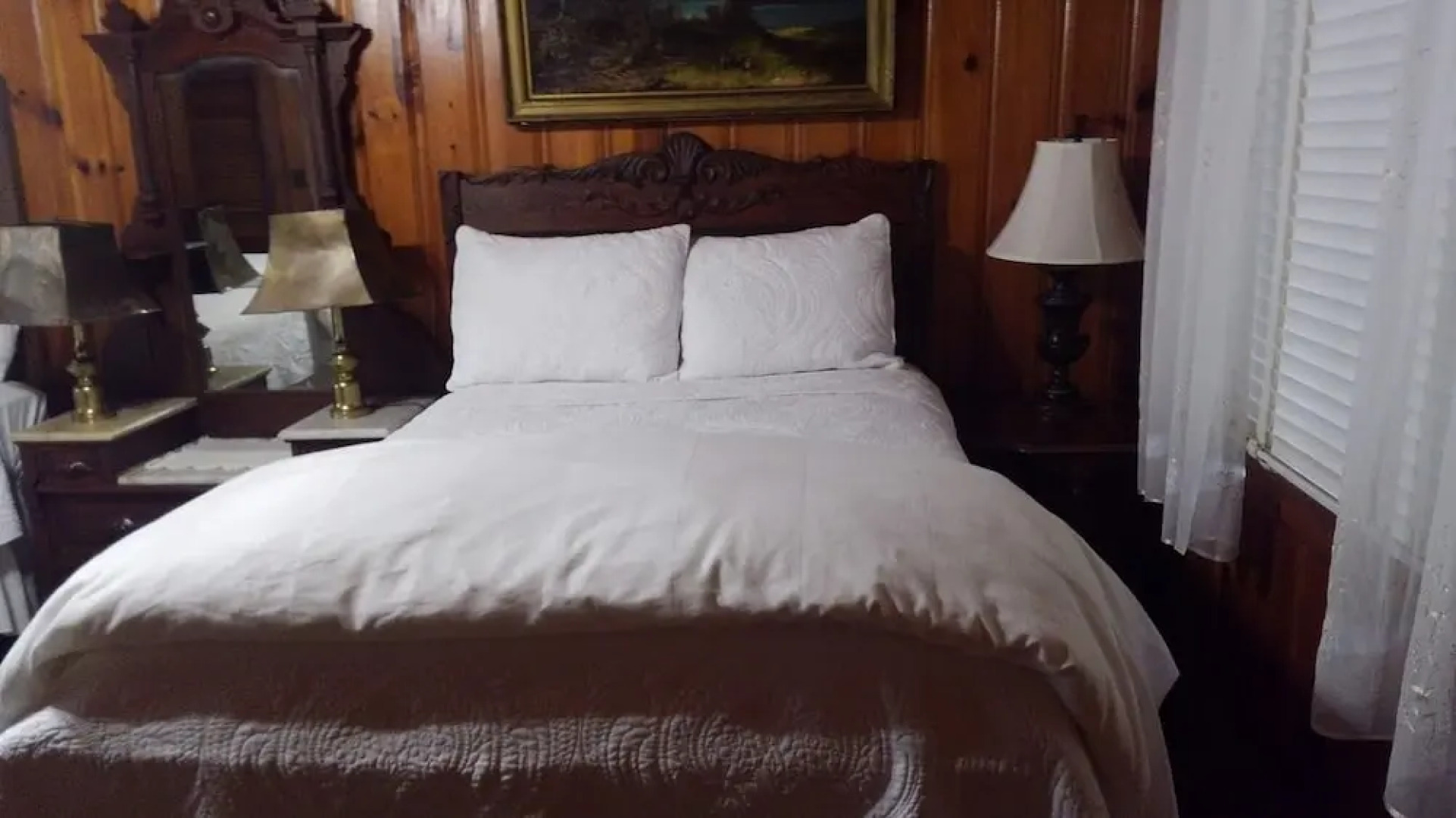 The Inn At Brevard - Bed And Breakfast - Adult Only