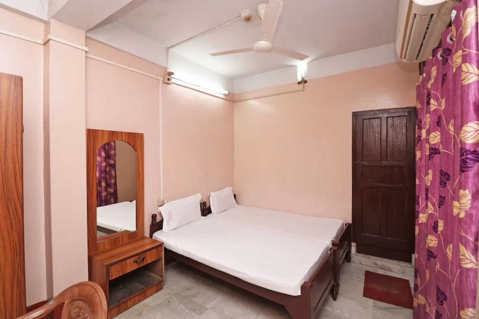 Spot On 41656 Hotel Maruti Spot