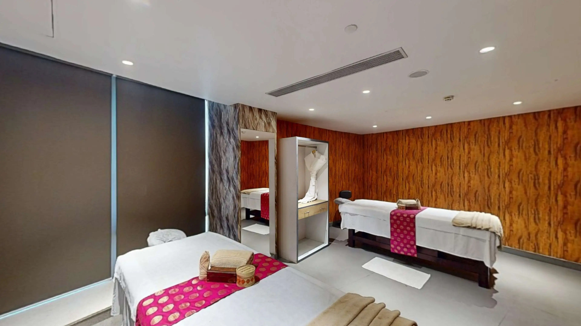 Radisson Hotel Bareilly Airport